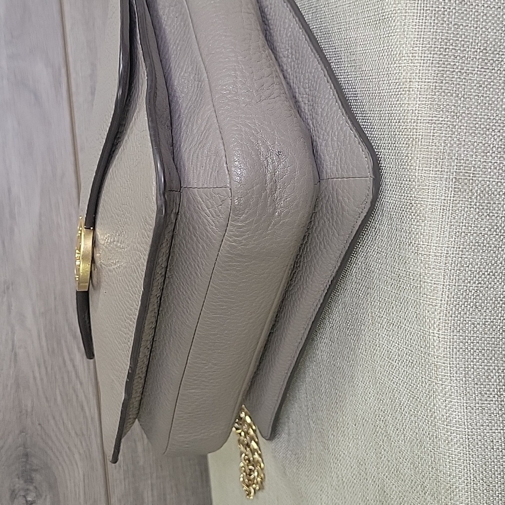 Tory Burch Gray Pebble Leather Flap Front Chain Shoulder Bag - Picture 9 of 16